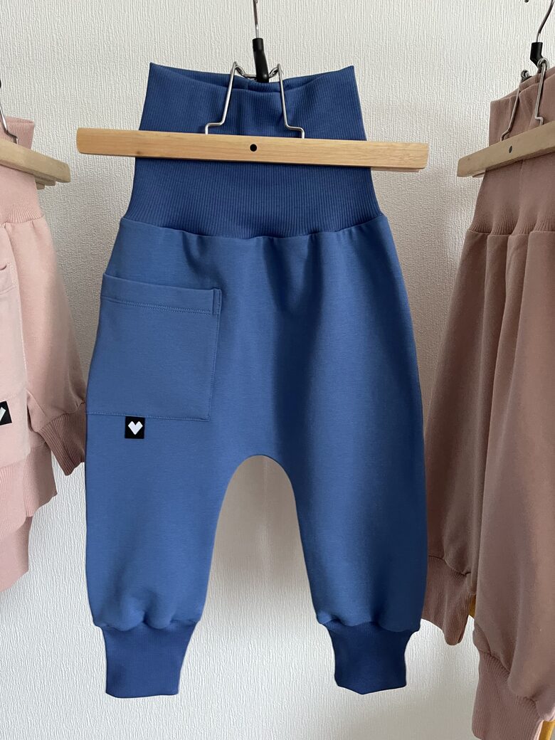 BIKSES BĒRNAM - zilas ar kabtiņu ( siltas )