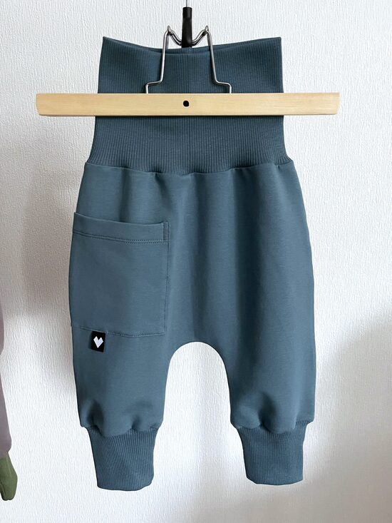 BIKSES - zilzaļas ar kabatu 